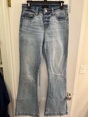 Buckle Light Blue Flared Jeans